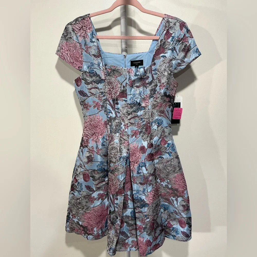 Tahari ASL Women's Floral-Brocade Fit & Flare Dress, Ice Blue - Picture 6 of 8